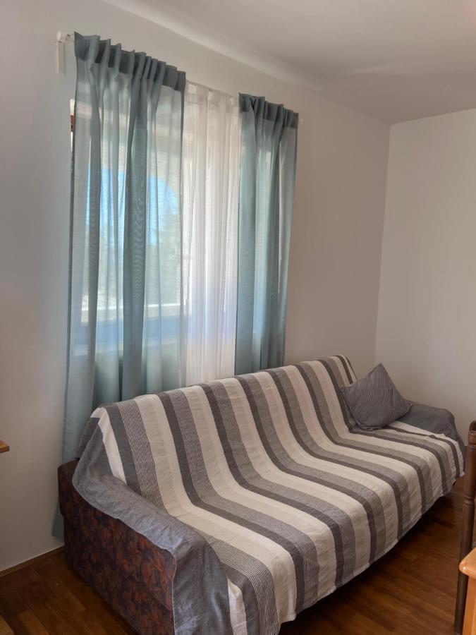 Apartments Antolkovic Ugljan Exterior foto
